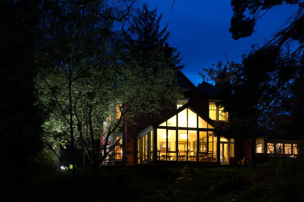 Torrdarach House Bed & Breakfast Питлохри Екстериор снимка