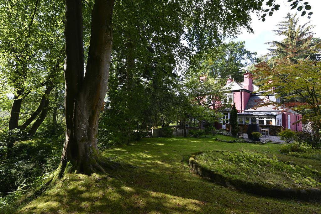 Torrdarach House Bed & Breakfast Питлохри Екстериор снимка