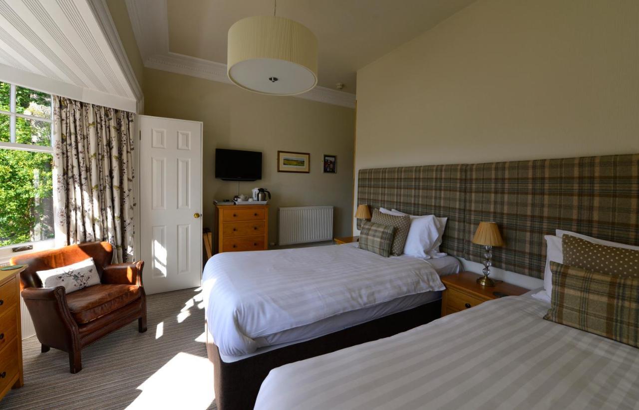 Torrdarach House Bed & Breakfast Питлохри Екстериор снимка